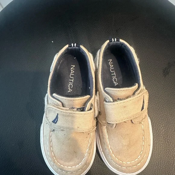 Nautica Kids Tan Sneakers - Picture 4 of 6